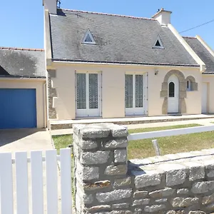 Hébergement de vacances Baie Cottage, Charmante Maison Avec Jardin Clos à, Plouharnel